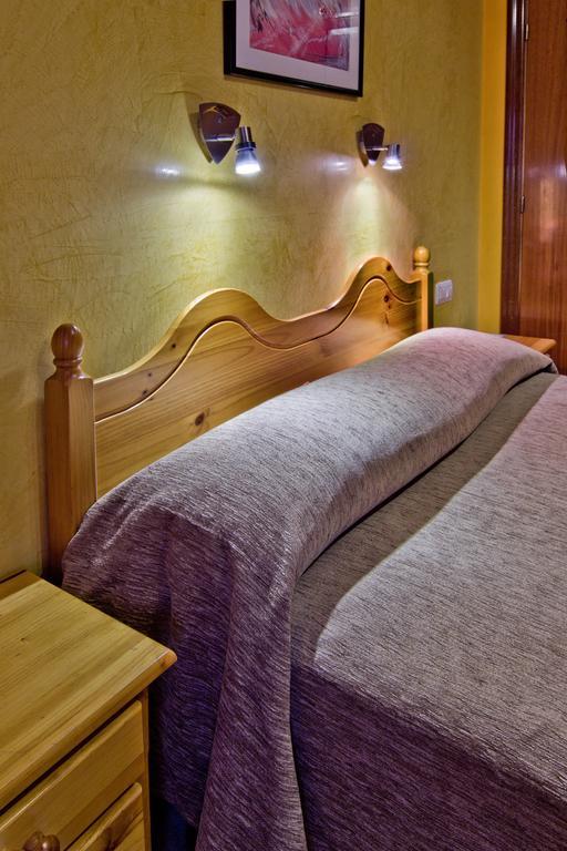 Hotel Dona Blanca Albarracín Δωμάτιο φωτογραφία