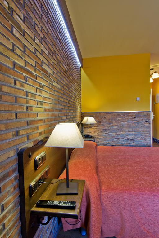 Hotel Dona Blanca Albarracín Δωμάτιο φωτογραφία