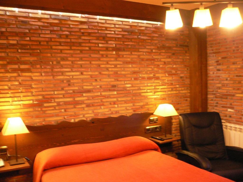 Hotel Dona Blanca Albarracín Δωμάτιο φωτογραφία