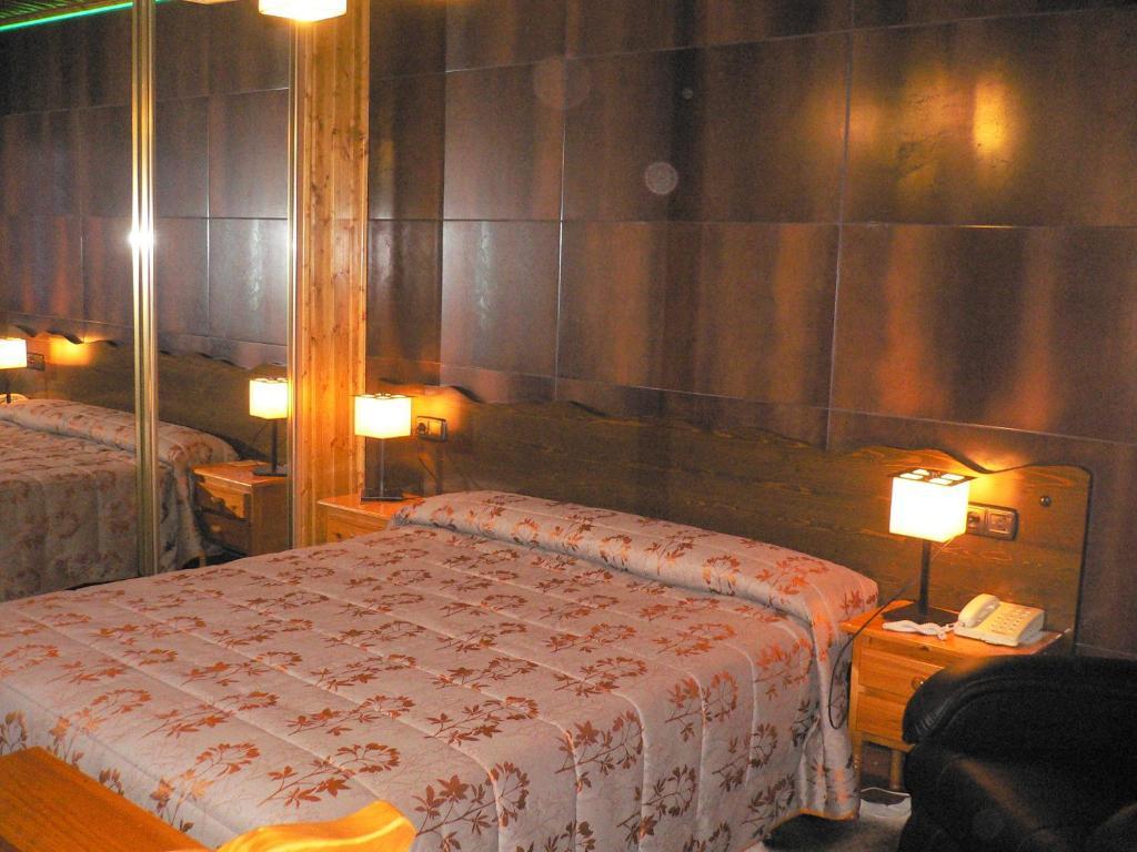 Hotel Dona Blanca Albarracín Δωμάτιο φωτογραφία